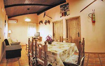 Apartamentos Valle Del Jerte El Huerto Del Cura คาเบซุเอลา เดล วาลล์ ภายนอก รูปภาพ