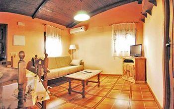 Apartamentos Valle Del Jerte El Huerto Del Cura คาเบซุเอลา เดล วาลล์ ภายนอก รูปภาพ